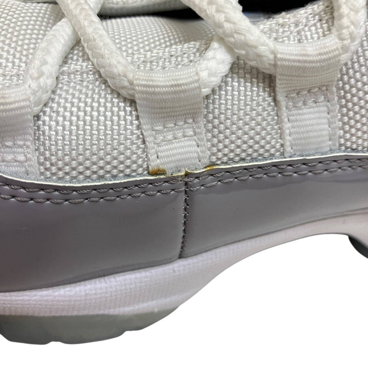 Air Jordan 11 Low Cement GreyスニーカーAV2187-140