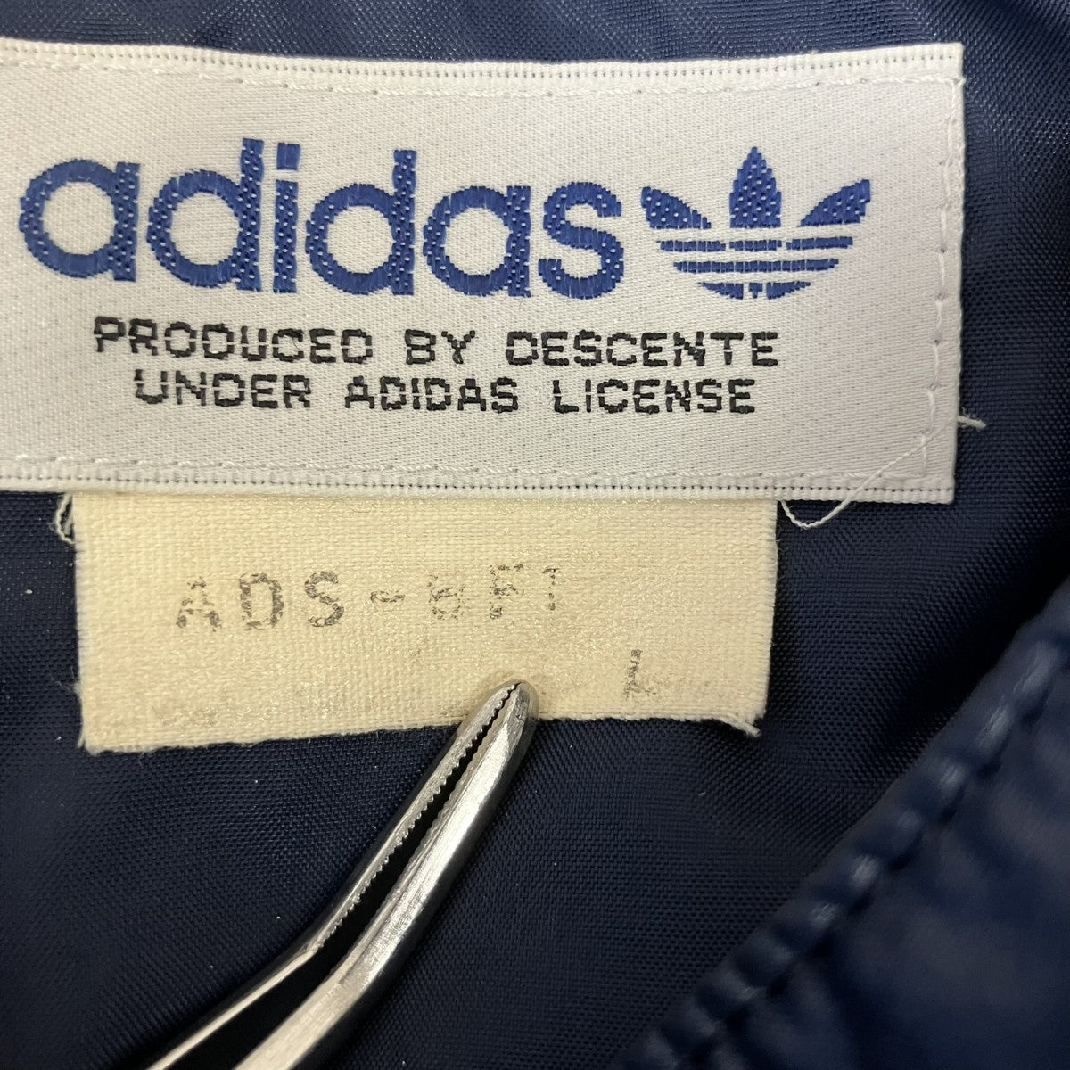 adidas サイドラインジャケット 古着・中古-6枚目のアイテム画像