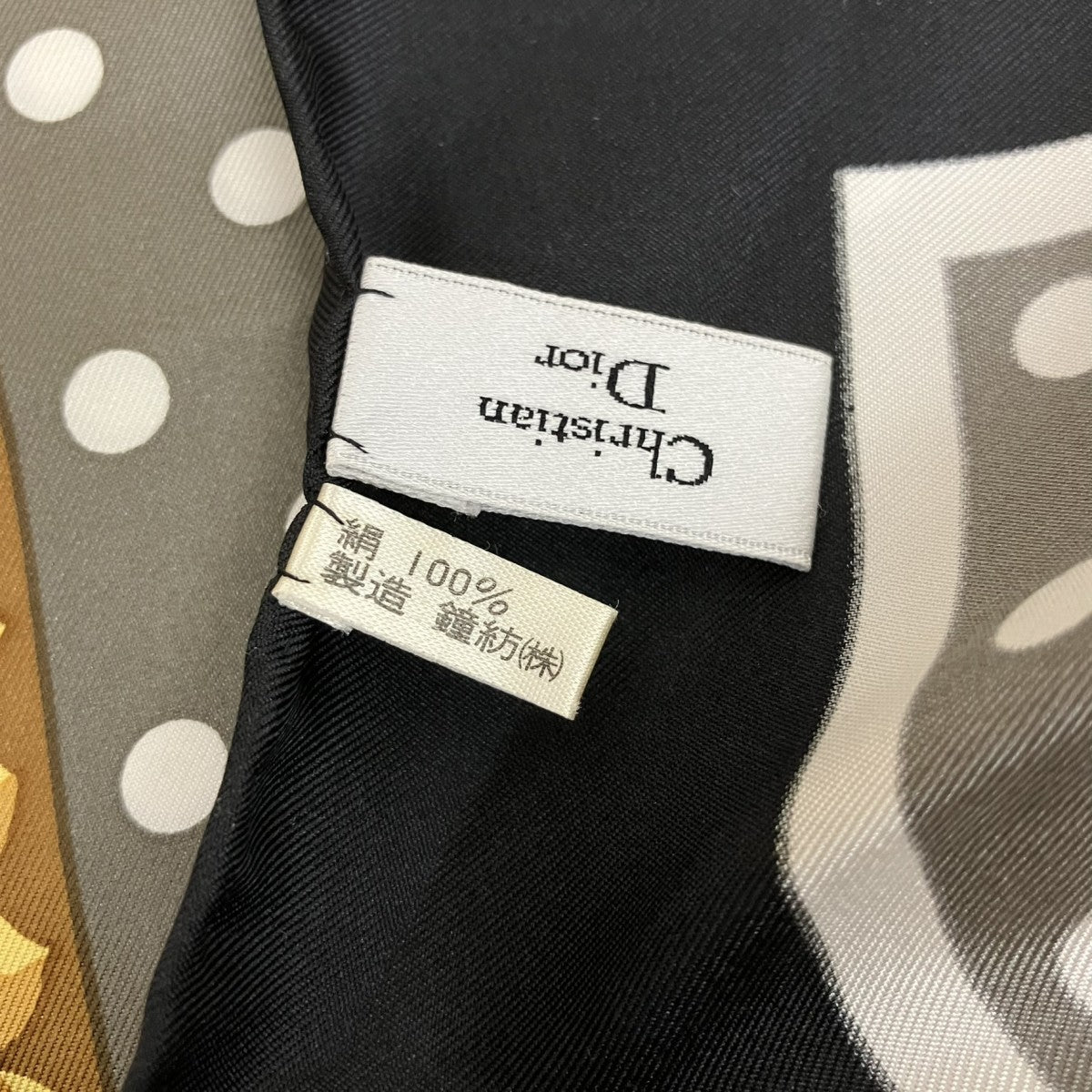 シルクスカーフ