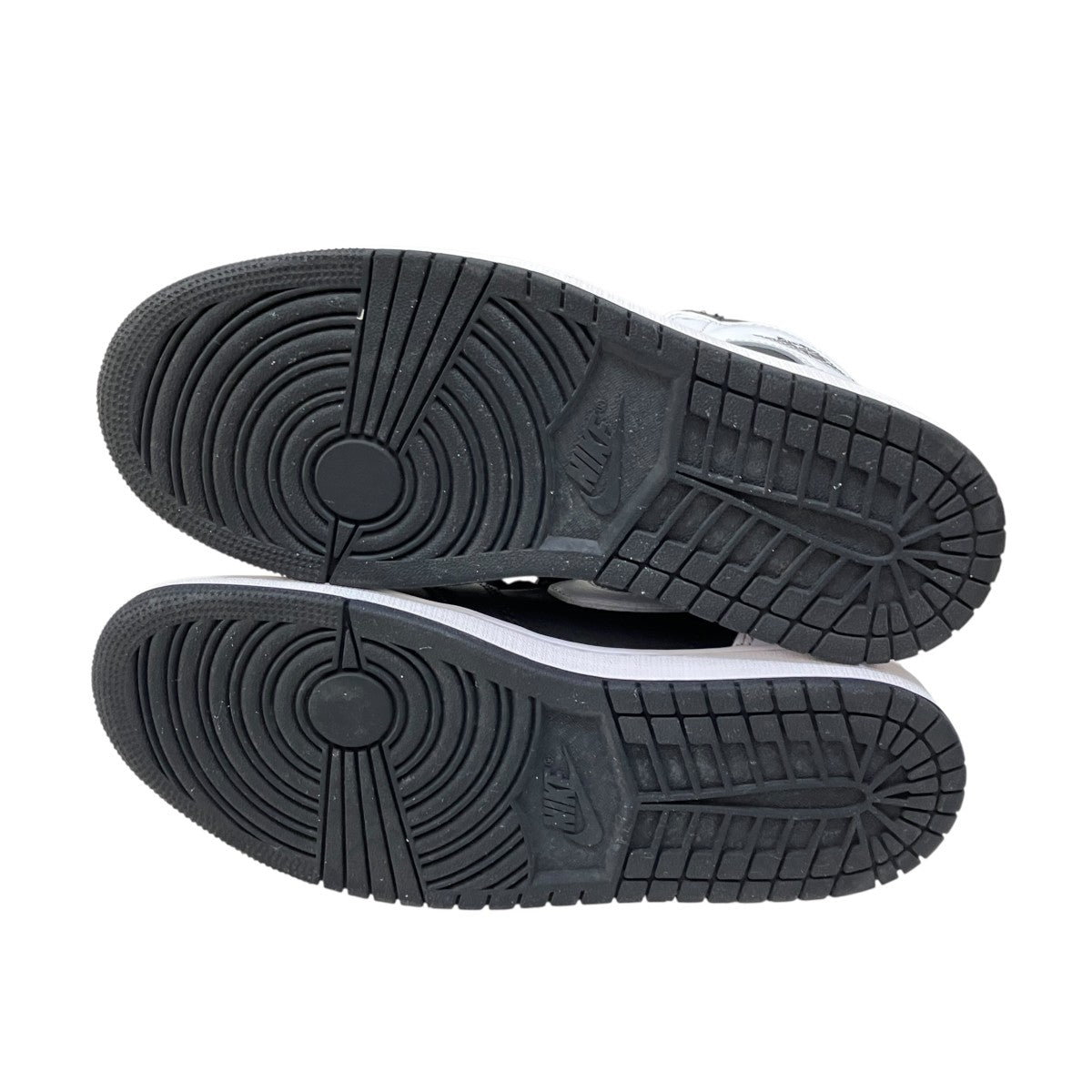 NIKE Air Jordan 1 Retro High OG Black WhiteスニーカーDZ5485-010 古着・中古-4枚目のアイテム画像
