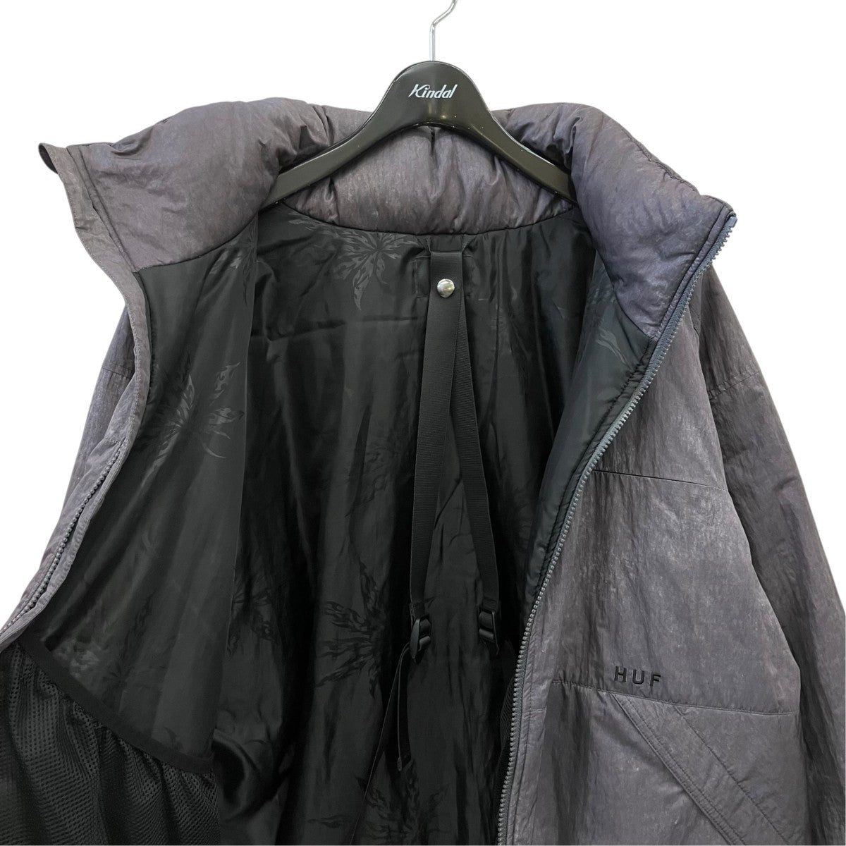 HUF STANDARD PUFFER JACKET 3中綿ジャケット 古着・中古-3枚目のアイテム画像