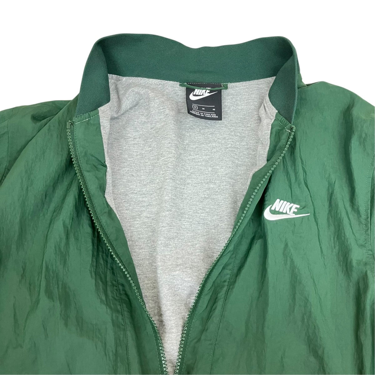 NIKE(ナイキ) ナイロンジャケットAR2215-323 AR2215-323 グリーン
