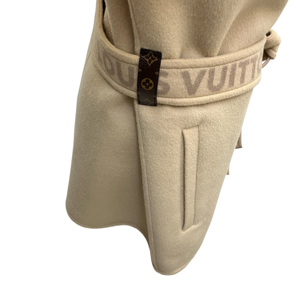 LOUIS VUITTON 22AWシグネチャー ショートダブルフェイスラップコートシルク混ベルト付コートRW222W QWE FNCO23 古着・中古-5枚目のアイテム画像