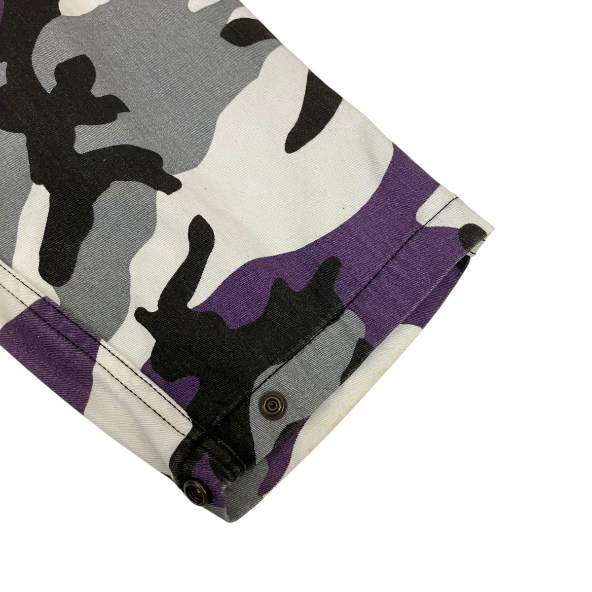 Supreme カモ柄フードジャケット 古着・中古-4枚目のアイテム画像