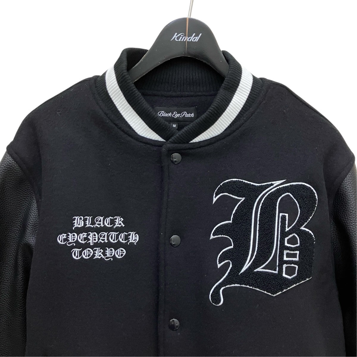 BlackEyePatch OE BIG B MELTON VARSITY JACKET BLACKスタジャン 古着・中古-2枚目のアイテム画像