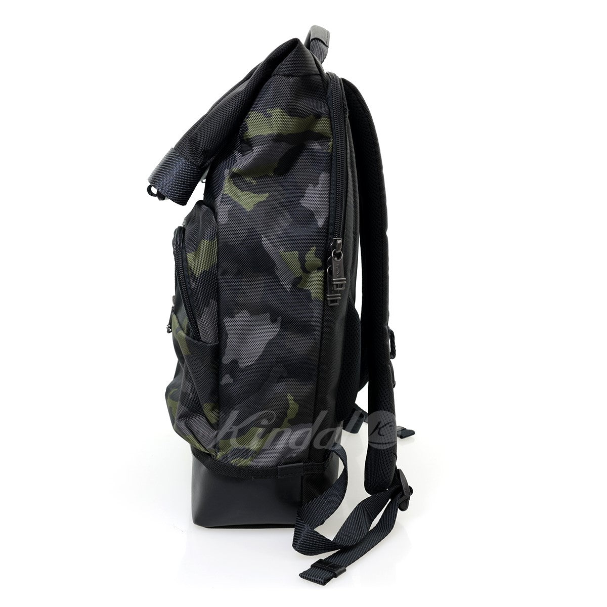 TUMI(トゥミ) Cypress Roll Top Backpack 迷彩柄ロールトップバックパック ブラック×グリーン サイズ  11｜【公式】カインドオルオンライン ブランド古着・中古通販【kindal】