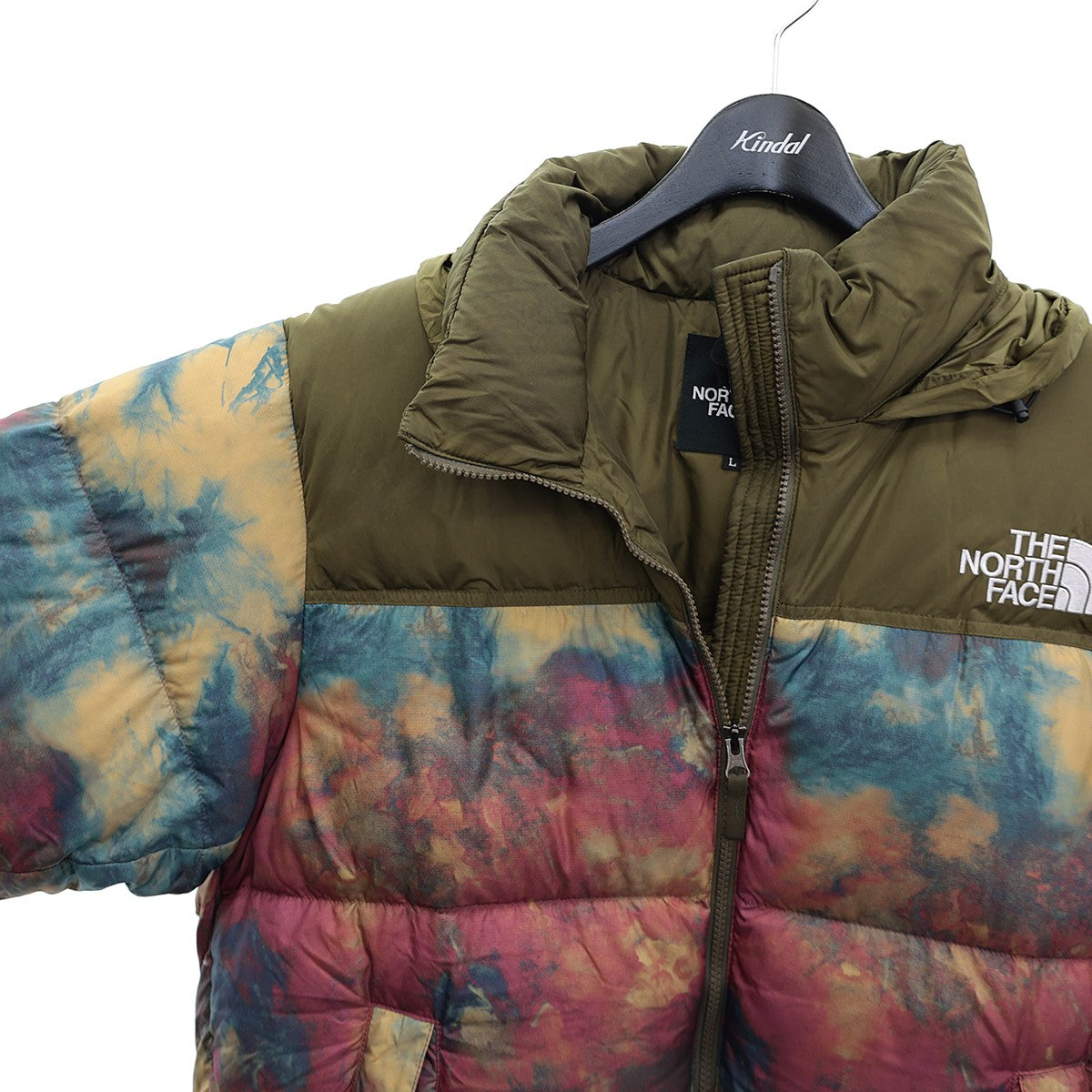 THE NORTH FACE(ザノースフェイス) Novelty Nuptse Jacketノベルティヌプシジャケット ダウンジャケットND92235  ND92235 カーキ／マルチカラー(ベージュ×レッド×ブルー等) サイズ L｜【公式】カインドオルオンライン ブランド古着・中古通販【kindal】