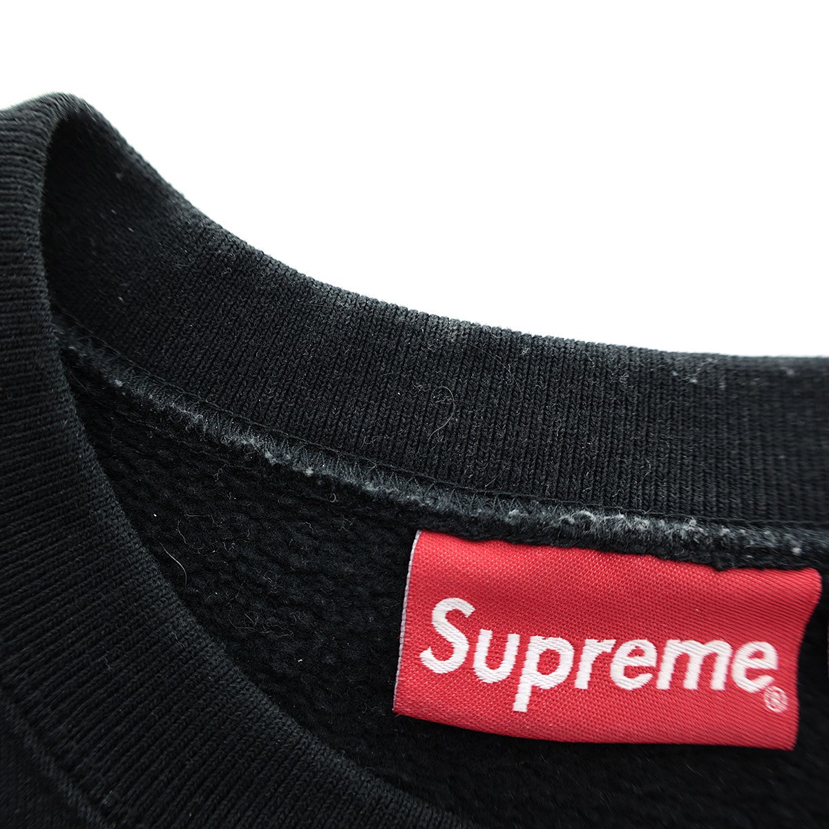 Supreme(シュプリーム) 23SSCrest Crewneckクレストクルーネックスウェット ブラック サイズ M｜【公式】カインドオルオンライン  ブランド古着・中古通販【kindal】