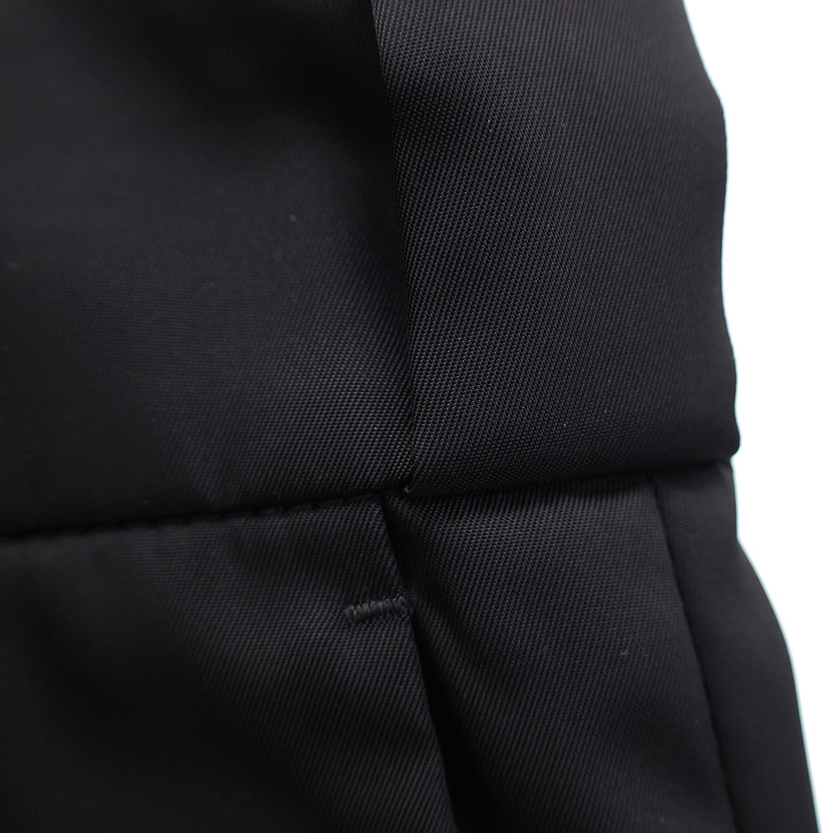 PRADA(プラダ) 23SSRe Nylon バミューダショーツハーフパンツ