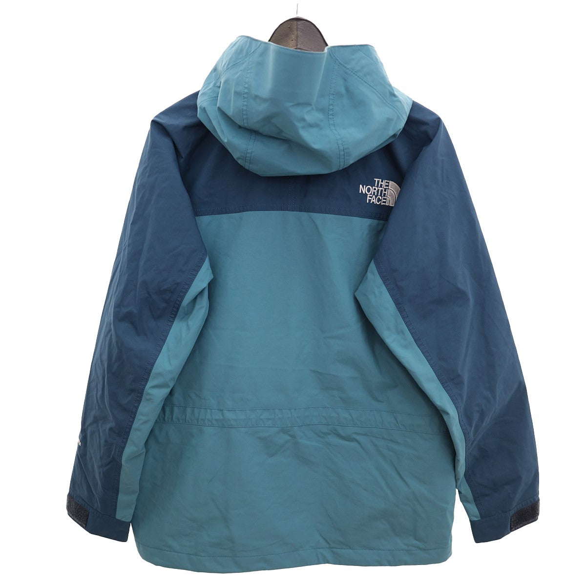 THE NORTH FACE(ザノースフェイス) Mountain Light Jacket／マウンテンライトジャケットGORE-TEXマウンテン パーカーNP11834 NP11834 ブルー／ライトブルー サイズ M｜【公式】カインドオルオンライン ブランド古着・中古通販【kindal】