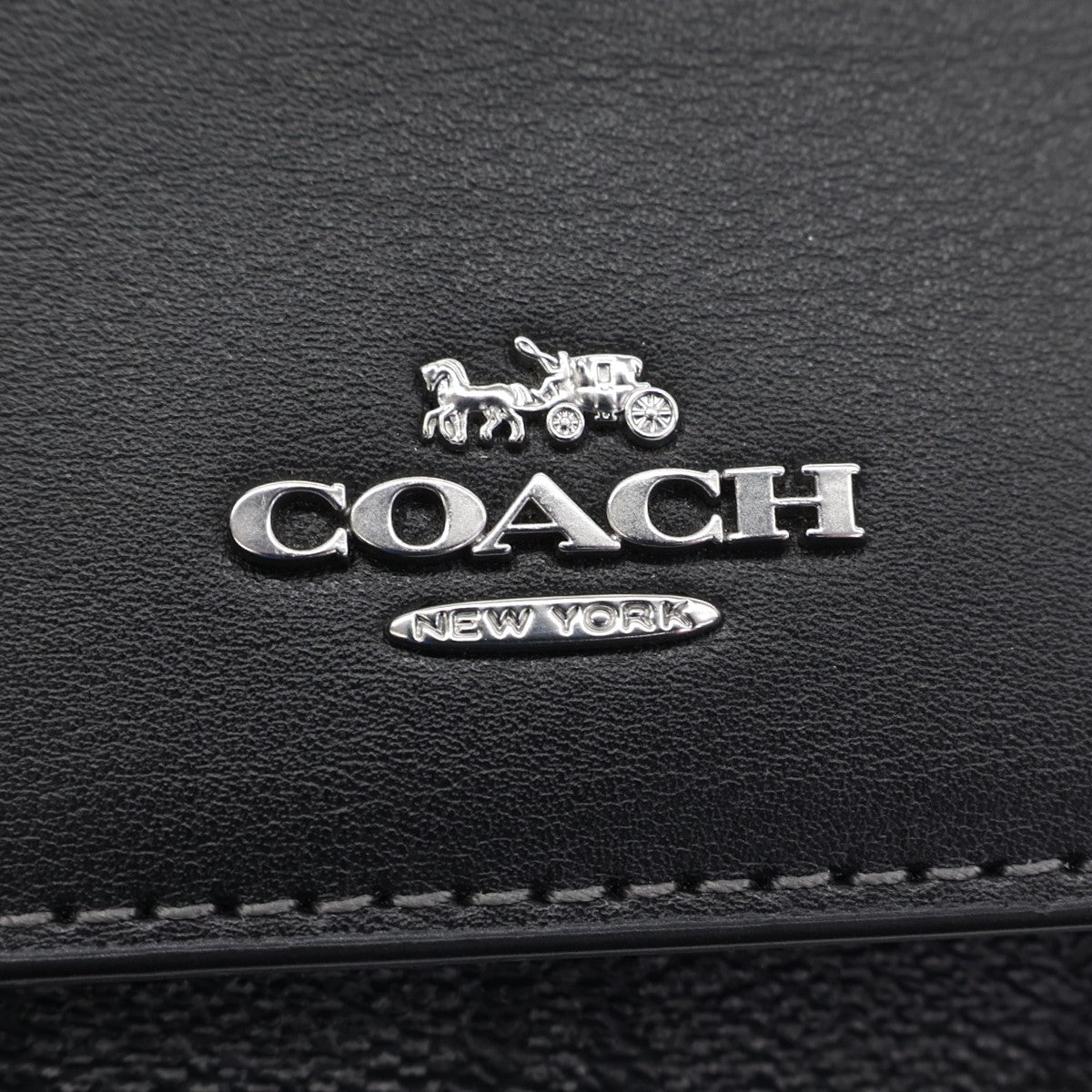 COACH(コーチ) マイクロ ウォレット・シグネチャー キャンバス三つ折り財布CM761 CM761 グレー／ブラック｜【公式】カインドオルオンライン  ブランド古着・中古通販【kindal】