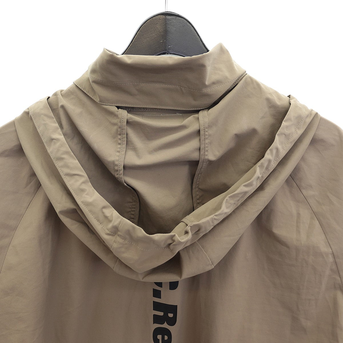 SOPH．(ソフ) STRETCH LIGHT WEIGHT HOODED BLOUSONストレッチライトウェイトフーデッドブルゾンFCRB-220025  FCRB-220025 カーキベージュ サイズ XL｜【公式】カインドオルオンライン ブランド古着・中古通販【kindal】