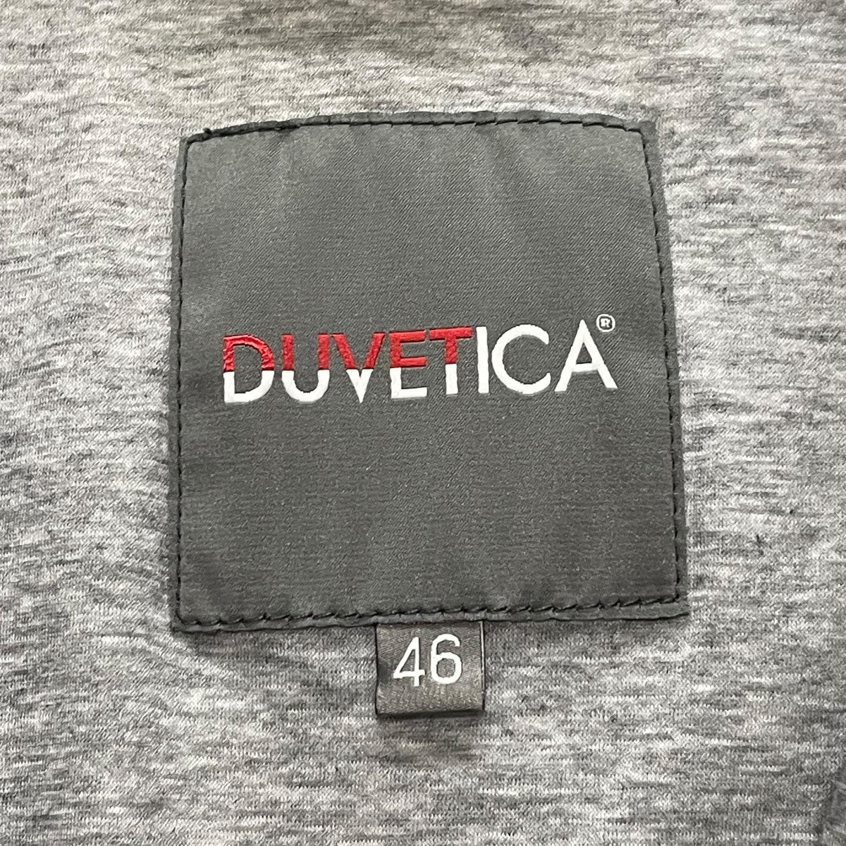 DUVETICA(デュベティカ) ナイロンジャケット レッド サイズ 46｜【公式】カインドオルオンライン ブランド古着・中古通販【kindal】