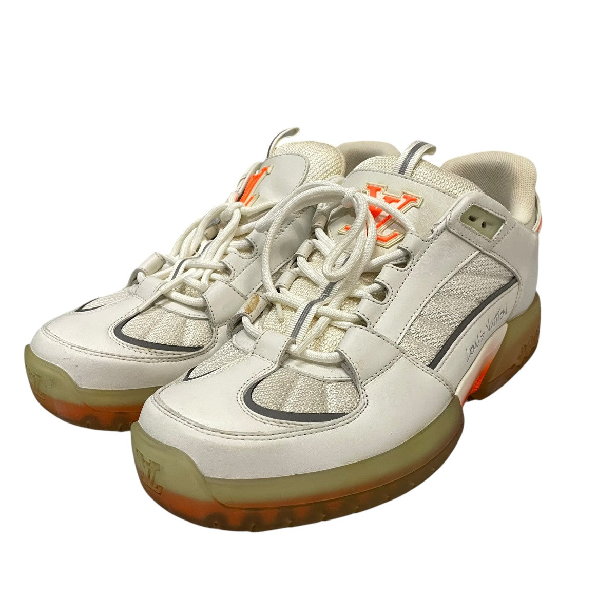 LOUIS VUITTON スニーカー EUR 7 ホワイト/シルバー 楽天市場】【秋Sale】ルイ・ヴィトン LOUIS VUITTON スニーカー