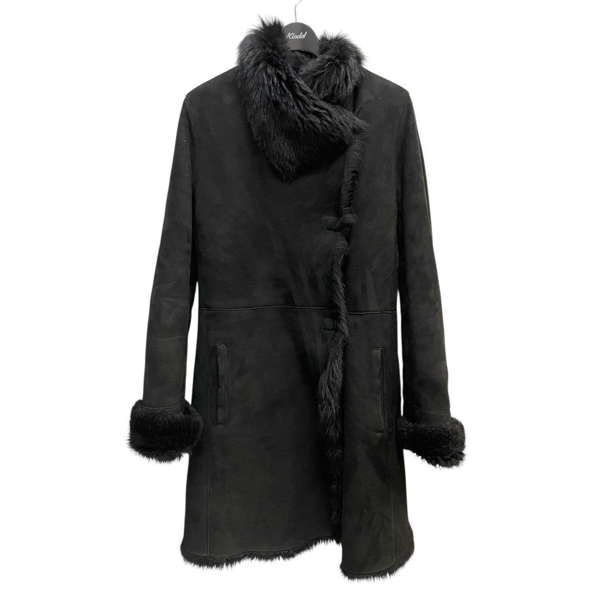 ムートンコート