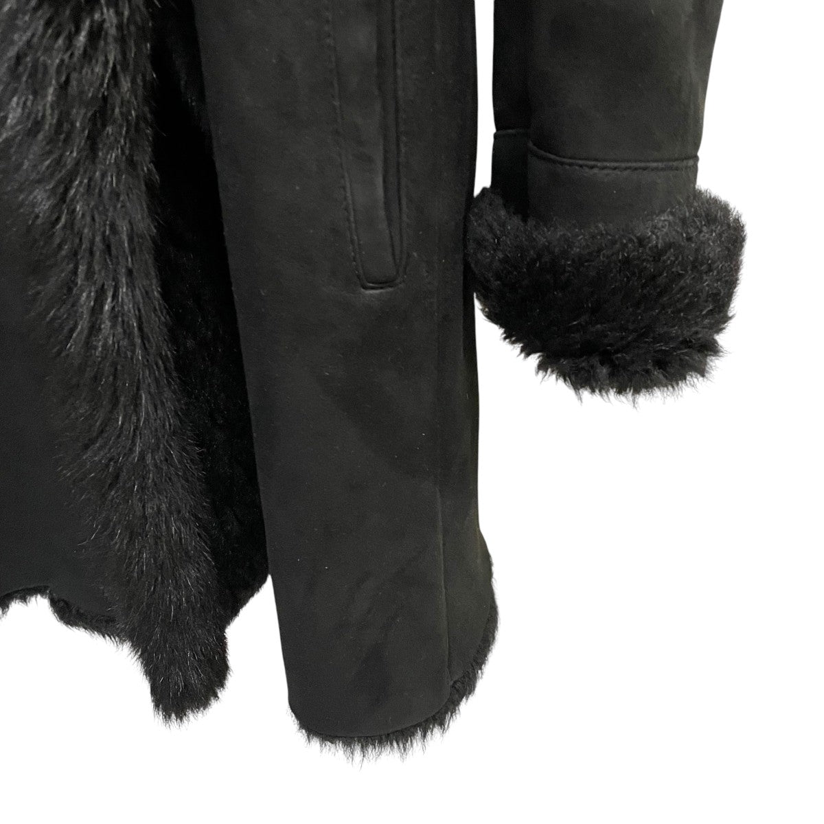 ムートンコート