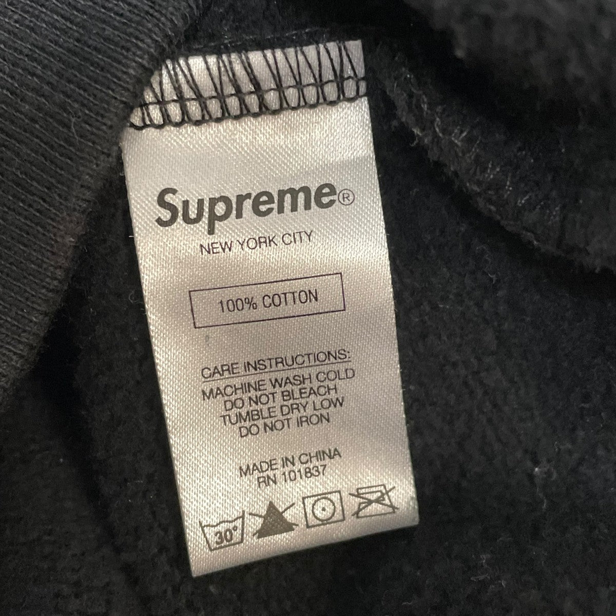 【激レア】SUPREME シュプリーム　Pコート　ペイズリー　黒　完売モデル 3303325J0606_m2_a001.jpg