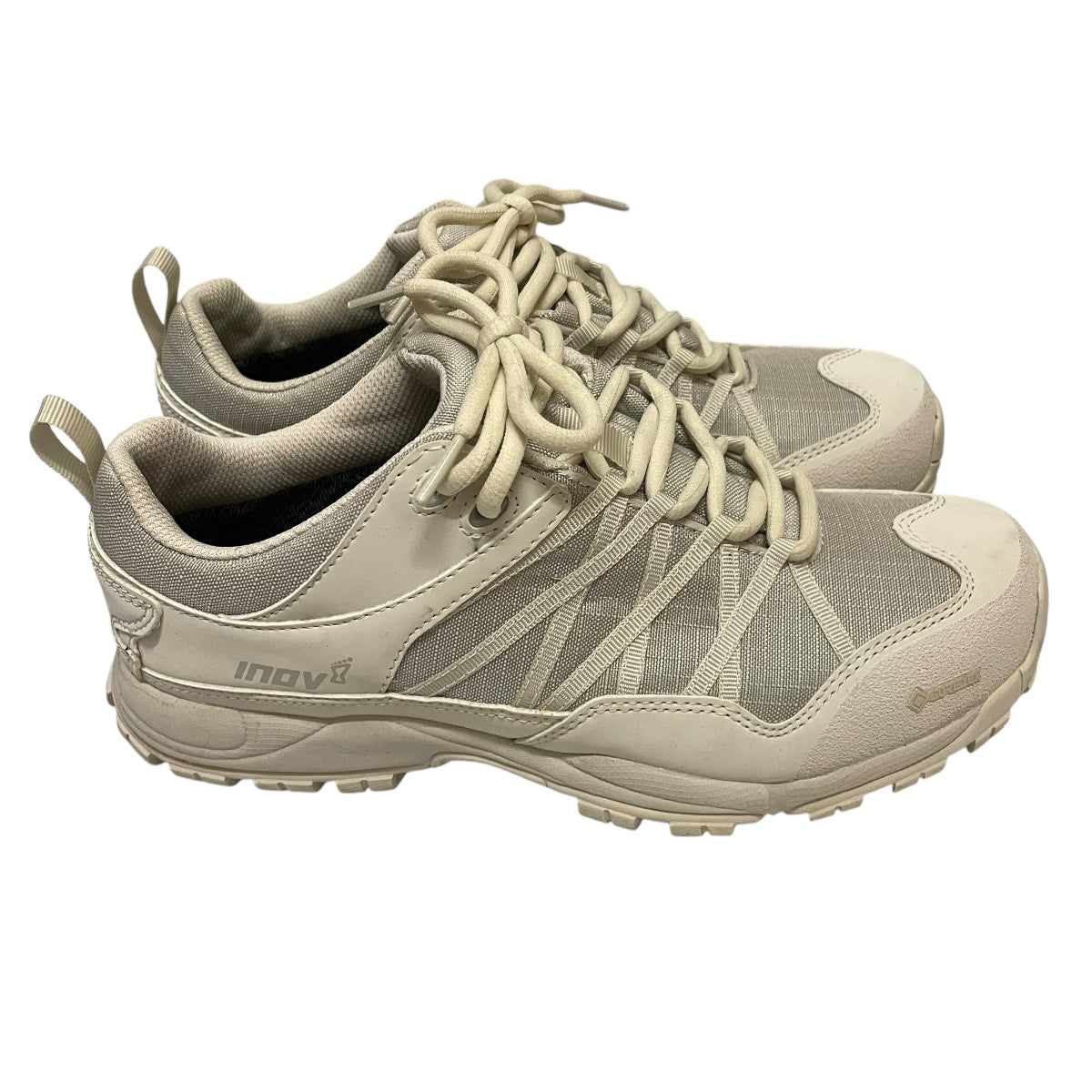 ノイジィ inov-8(イノヴェイト) FLYROC 345 GTXスニーカー アイボリー