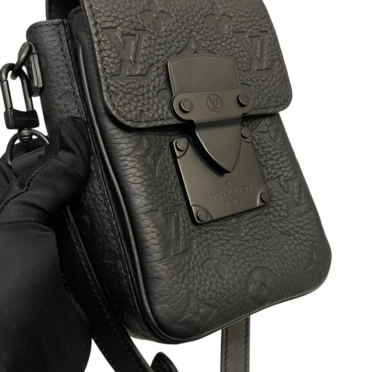 LOUIS VUITTON(ルイヴィトン) Sロック ヴェルティカル