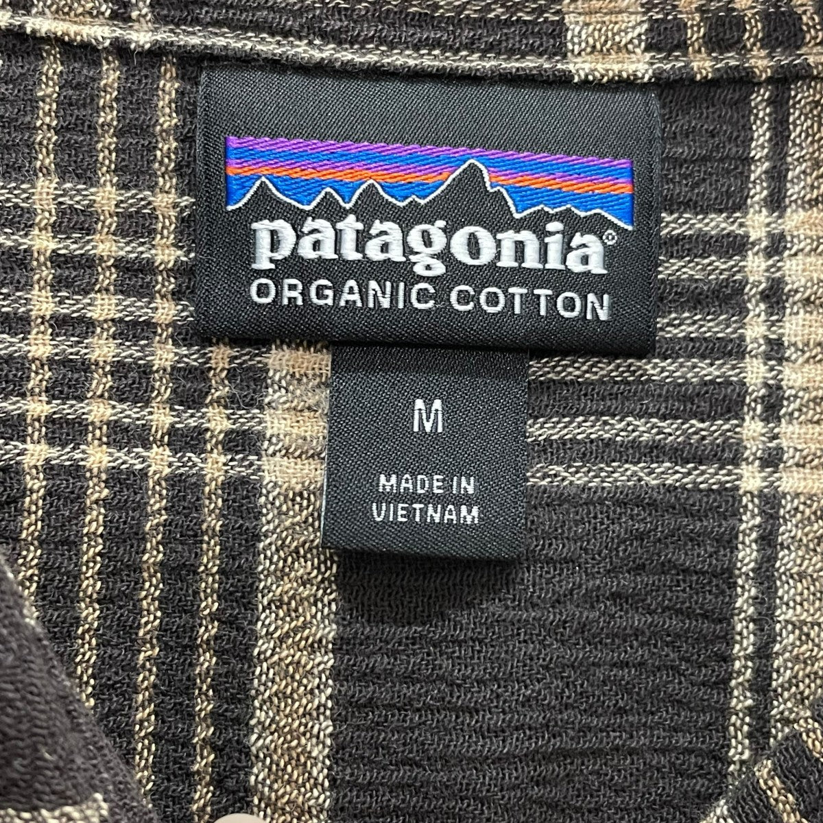 patagonia パタゴニア 半袖混紡シャツ サイズM Patagonia (パタゴニア) オーガニックコットン 総柄 ボタン留め