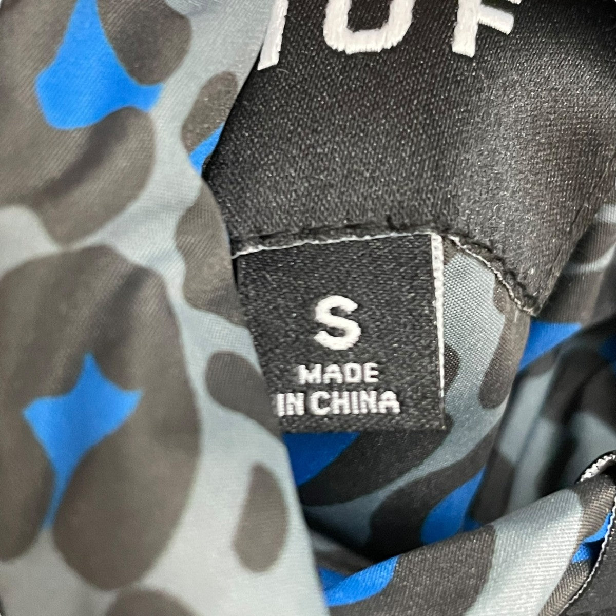 CHEATA REVERSIBLE LINER VESTベスト