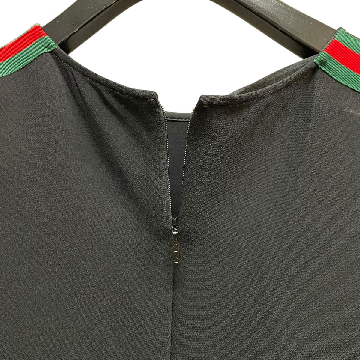 グッチ 18年 サイドシェリーライン ワンピース 528977 ブラック GUCCI(グッチ) ライン半袖ワンピース528977 528977 ブラック