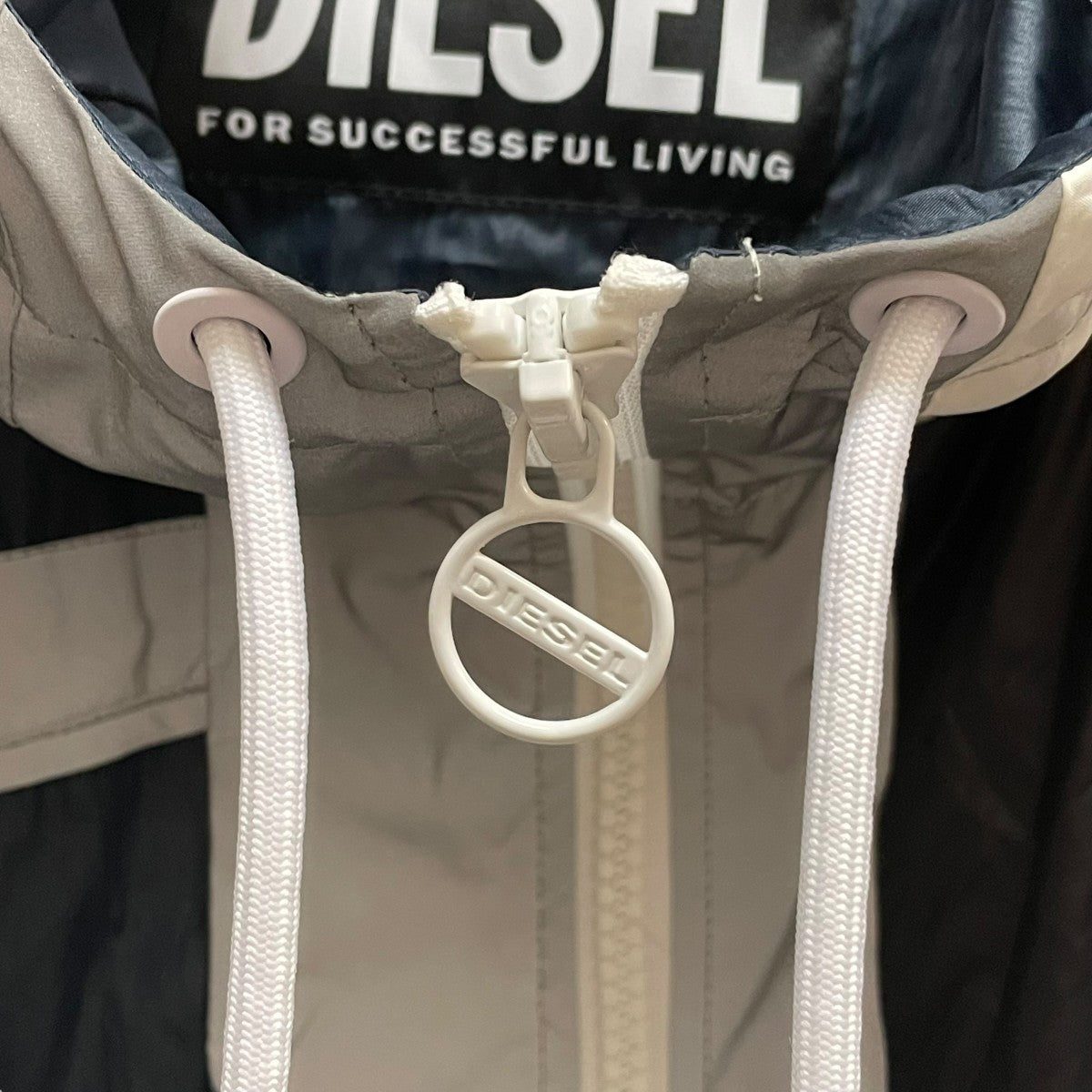 DIESEL(ディーゼル) ミックスマテリアル再構築ロゴプリント