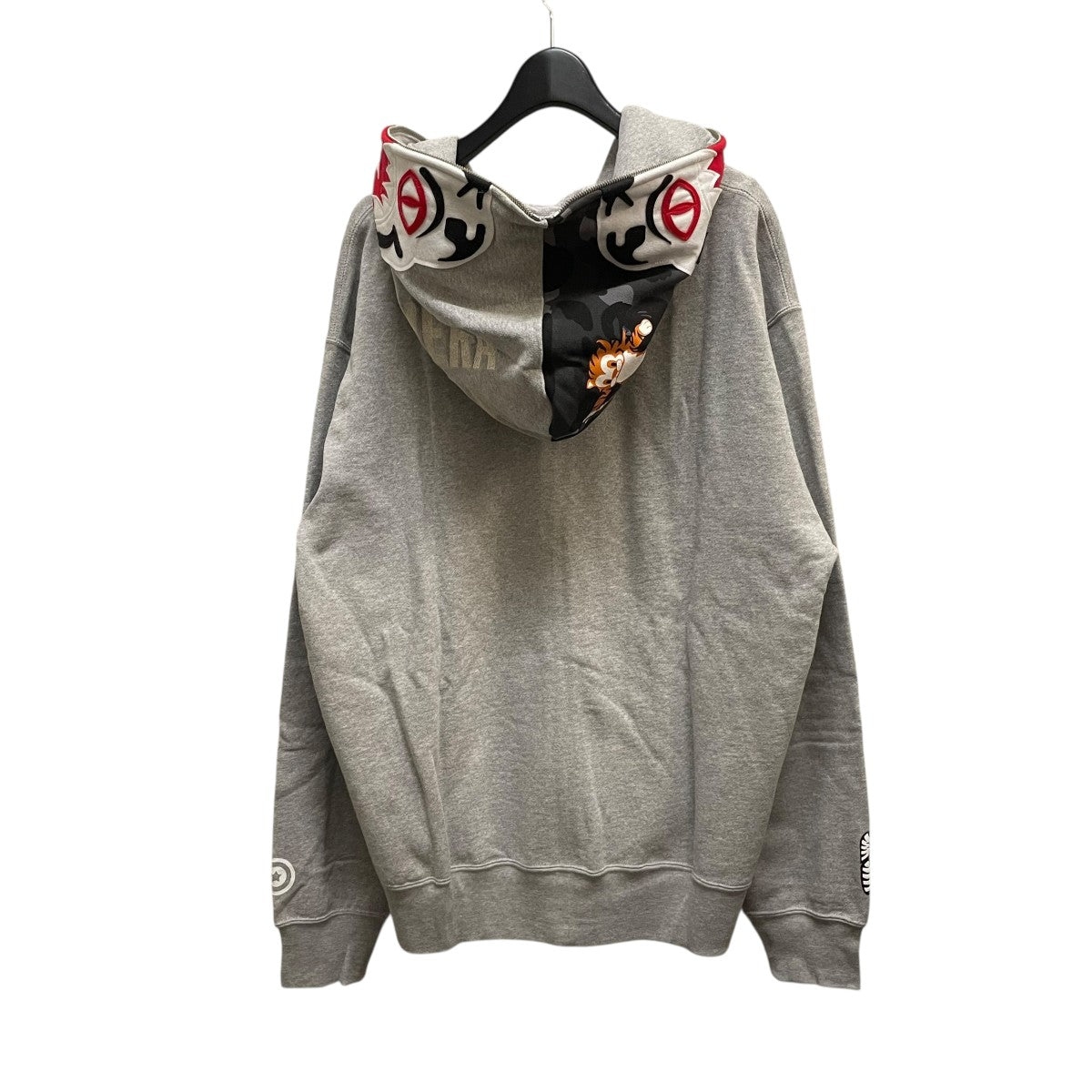 A BATHING APE グレー パーカー　Lサイズ A BATHING APE ジップパーカー グレー 灰 L BAPE アベイシング