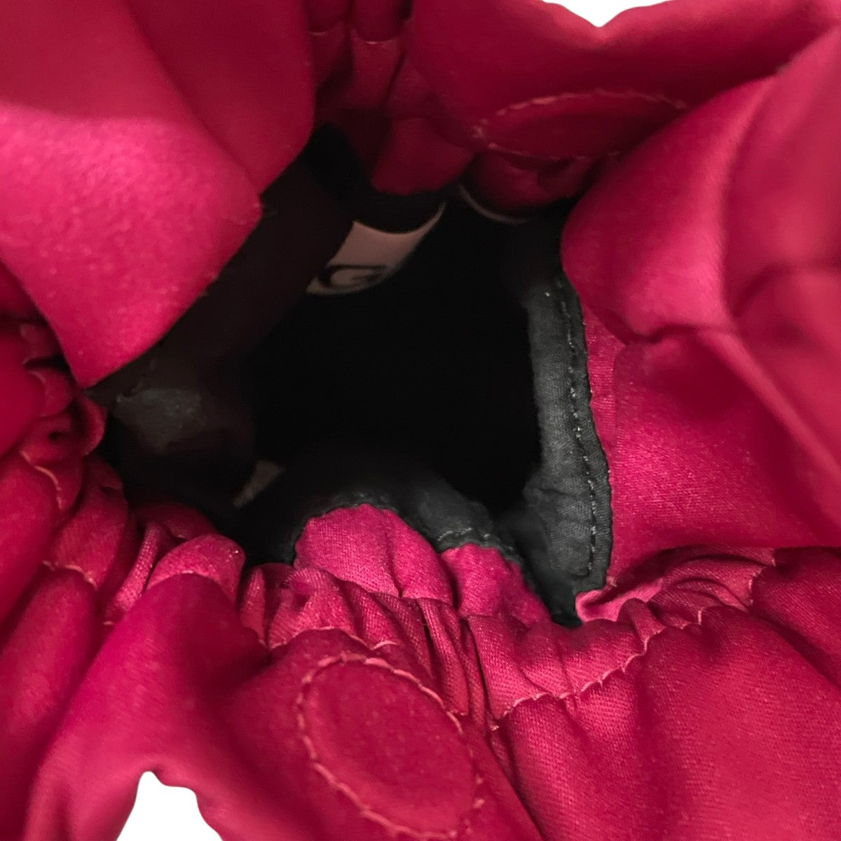 Ganni(ガニー) Fuchsia satin bucket bagショルダーバッグ5855