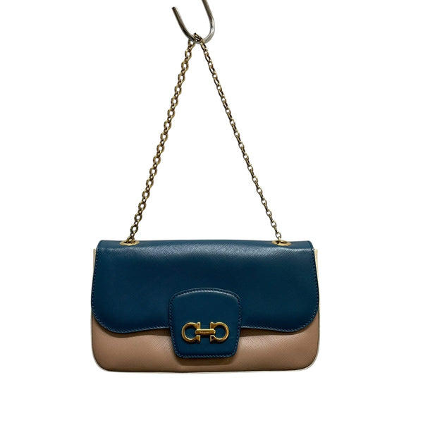 FERRAGAMO フェラガモ　ショルダーバッグ FERRAGAMO フェラガモ ショルダーバッグ TRAVEL EMBOSSED BLOCCO 24