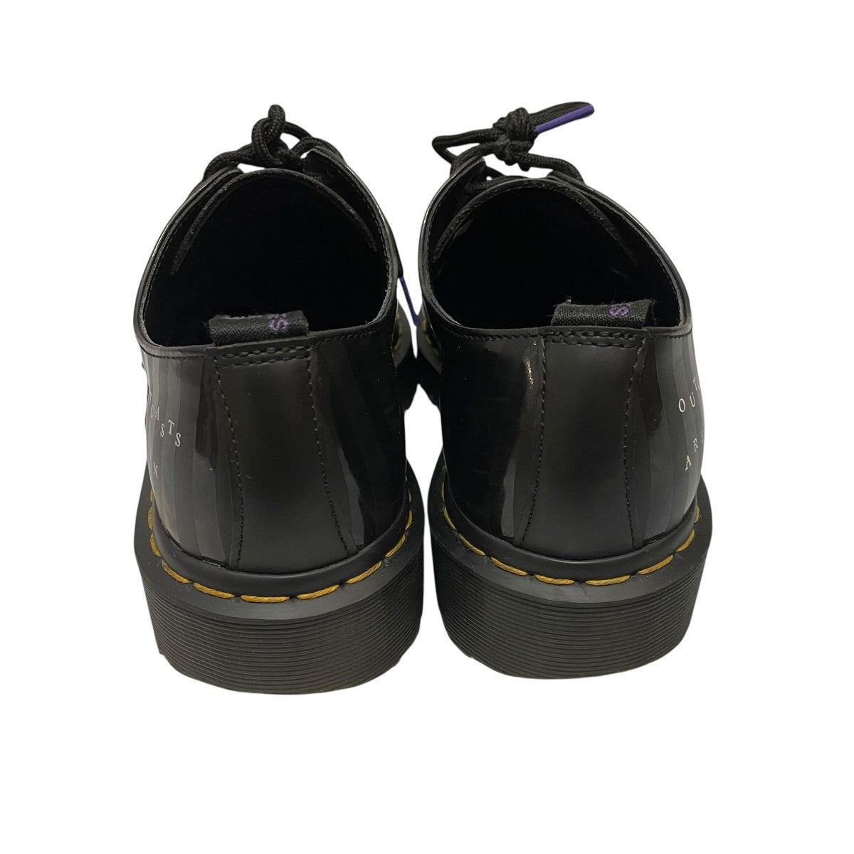 Ｄｒ．マーチン　ウェンズデー 3 ホール シューズ DR. MARTENS x WEDNESDAY コラボレーション第2弾を発表