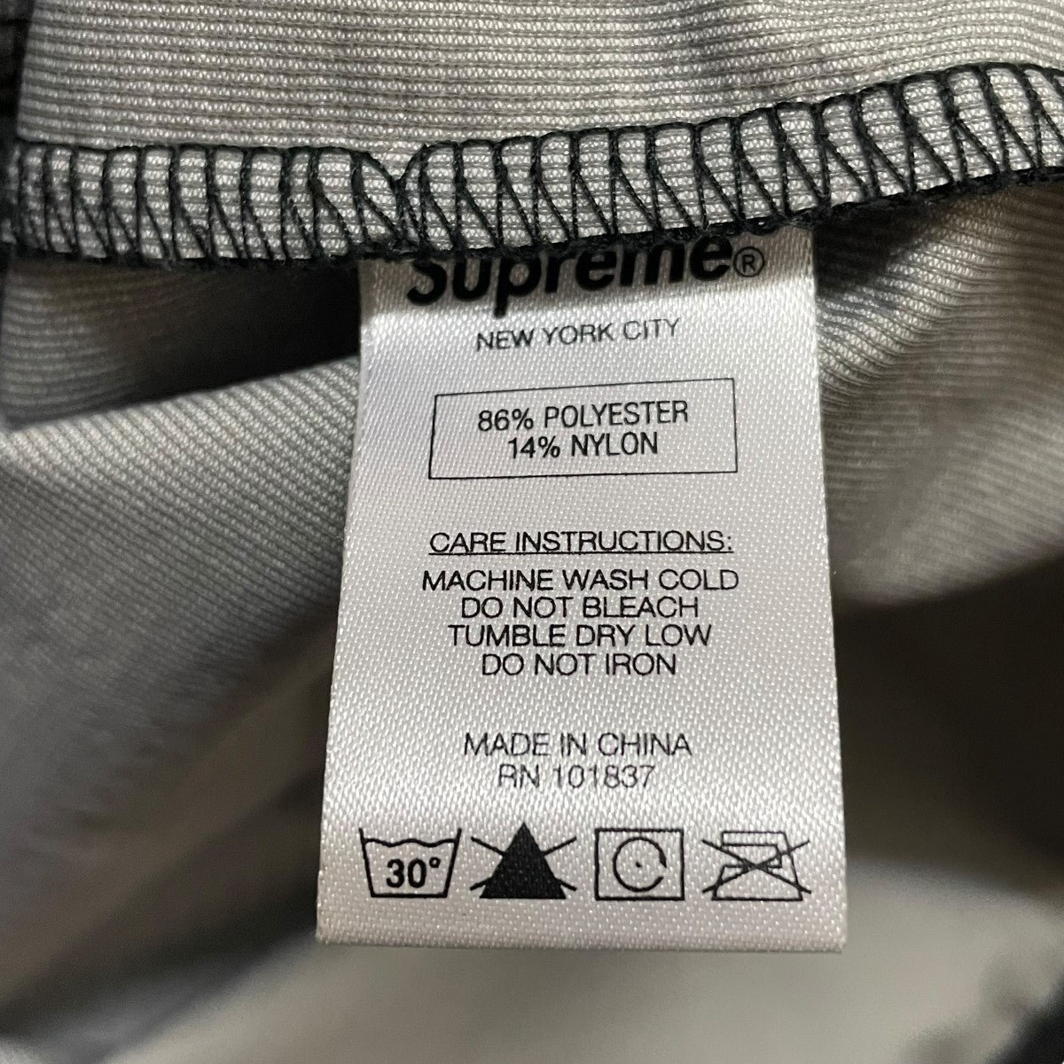 Supreme(シュプリーム) 14SSHalf Zip Mesh Pulloverプルオーバー