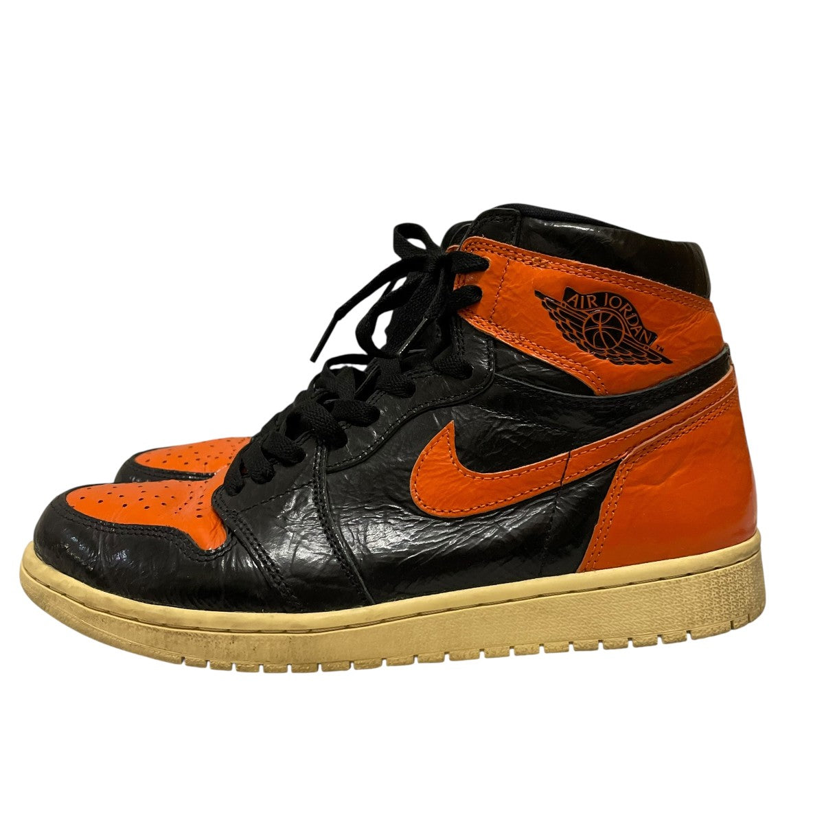 RETRO HIGH OG SHATTERED BACKBOARD 3．0ハイカットスニーカー555088-028