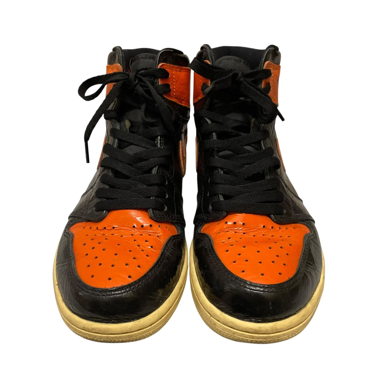 RETRO HIGH OG SHATTERED BACKBOARD 3．0ハイカットスニーカー555088-028