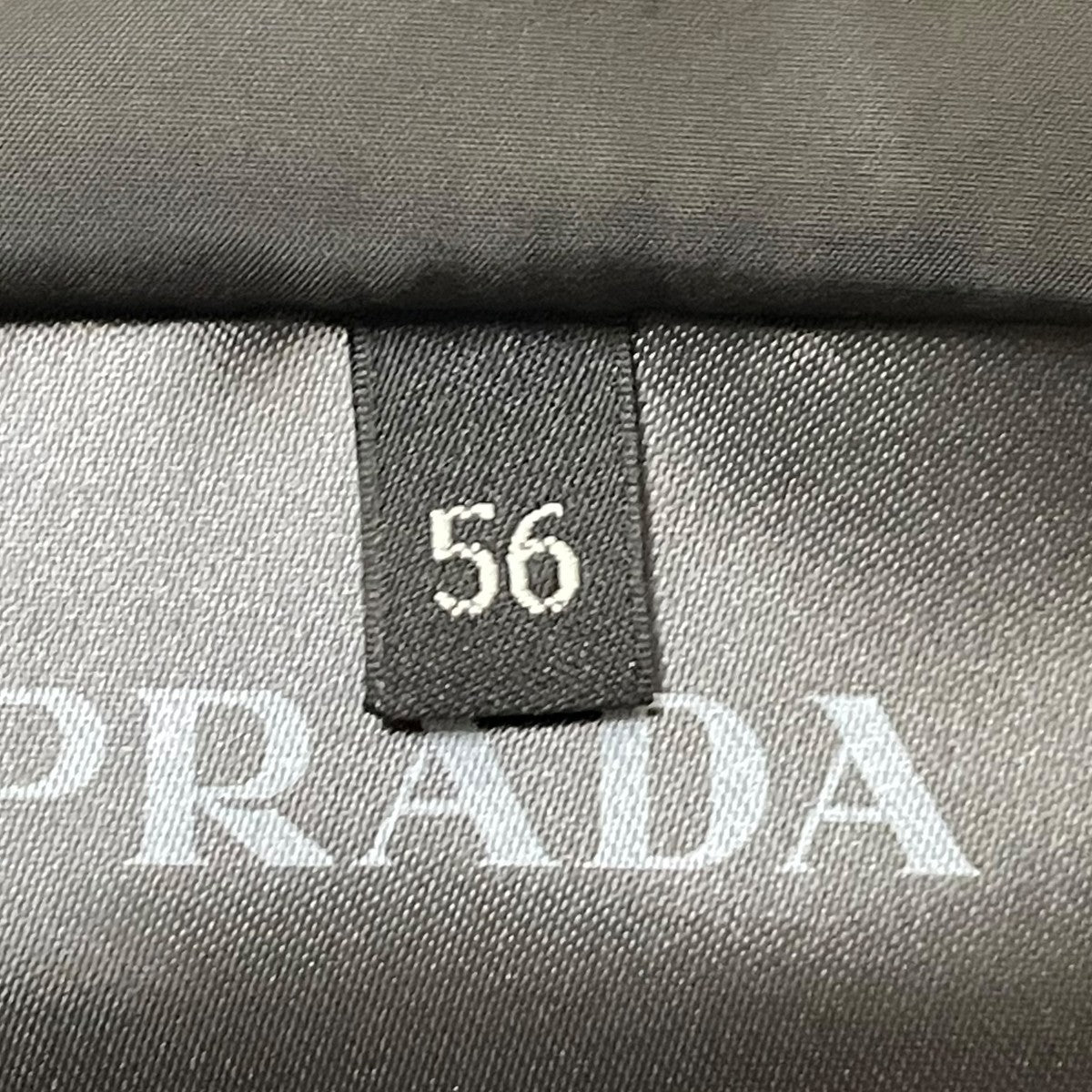 PRADA(プラダ) トライアングルプレートナイロンブルゾン sgn998 r201