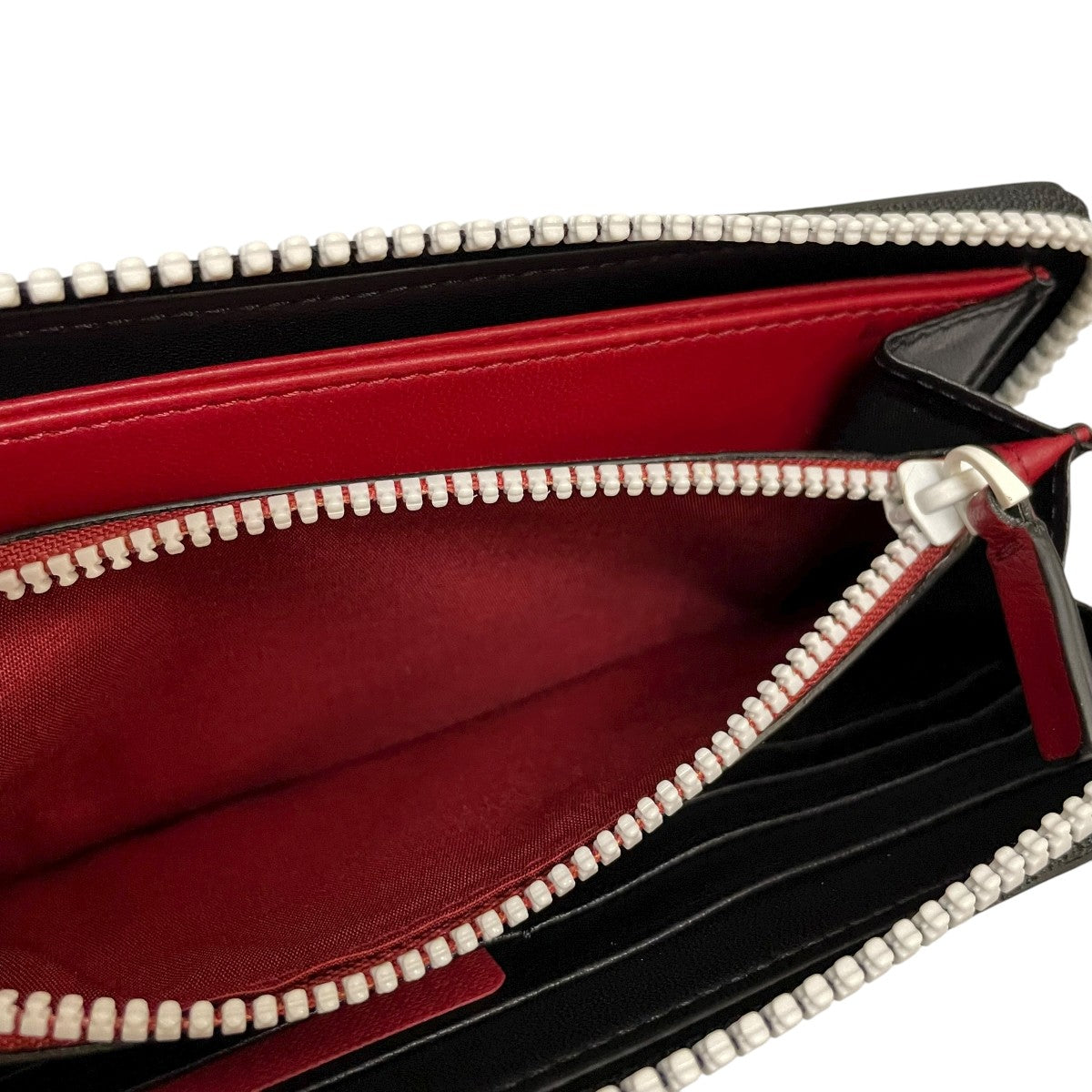 VALENTINO(ヴァレンチノ) 長財布PW2P0P00RVH PW2P0P00RVH ブラック