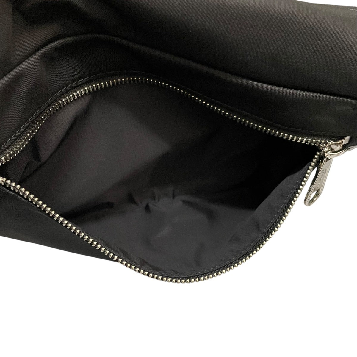 BURBERRY(バーバリー) ボディバッグ8064929 8064929 ブラック