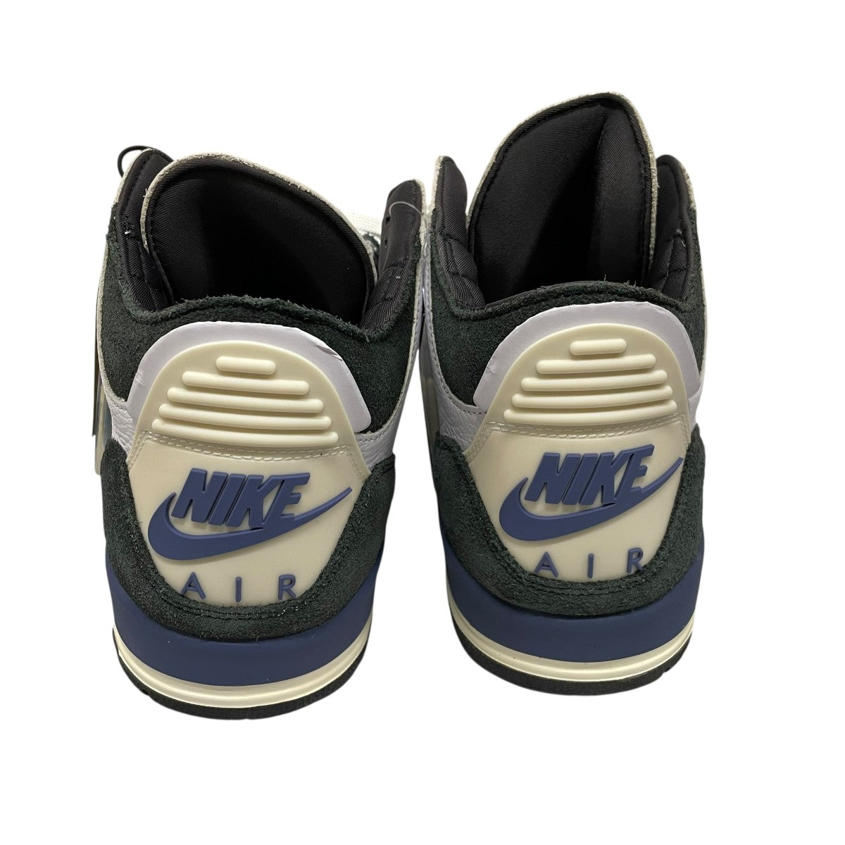 NIKE AIR JORDAN 3 RETRO OG SP WHITEスニーカーHV8571-100 古着・中古-2枚目のアイテム画像