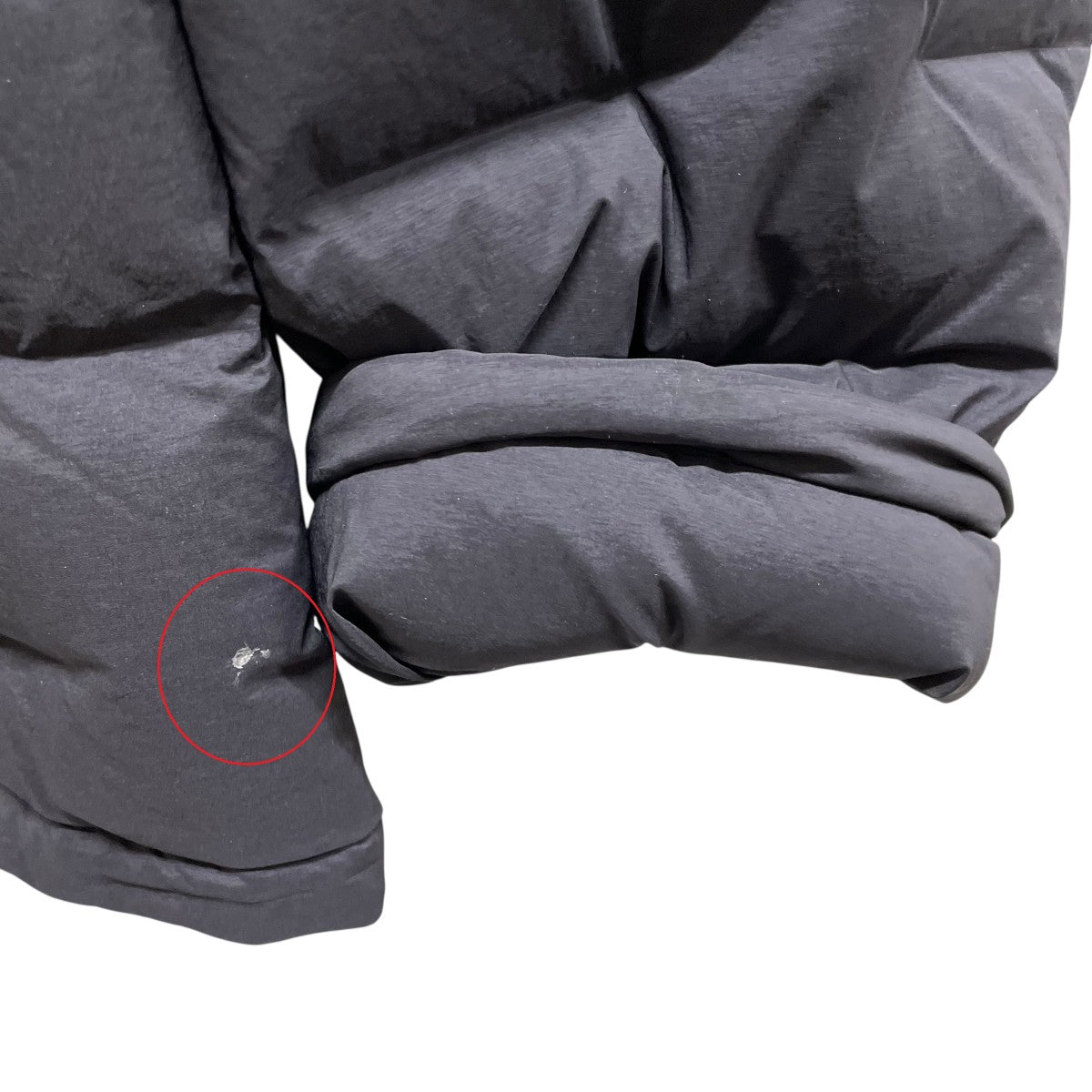 ステッチレスダウンジャケット