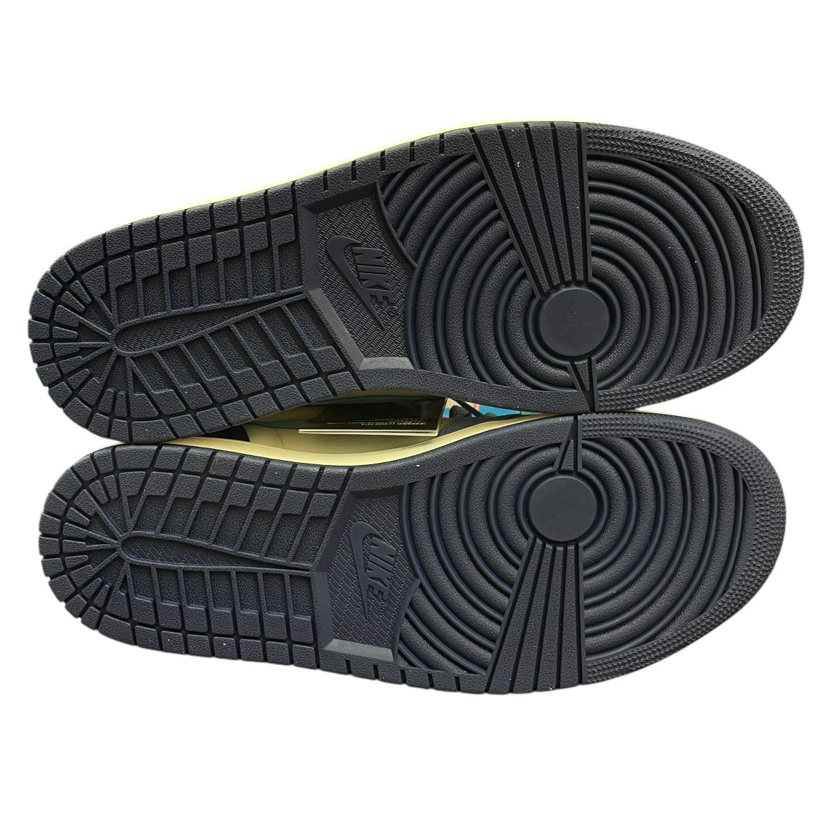 ハイカットスニーカーFD2596-400