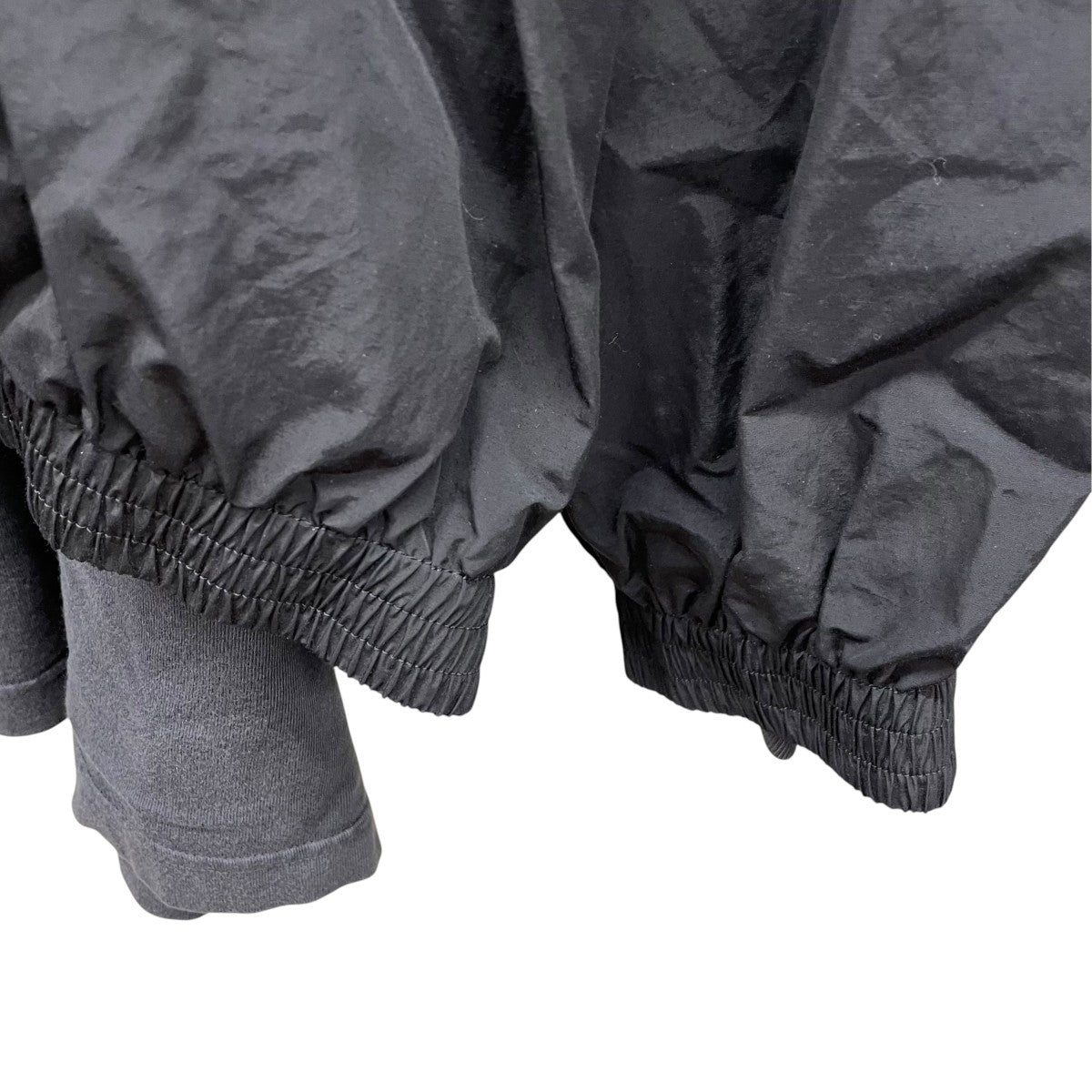 BALENCIAGA 23AWPATCHED TRACKSUITブルゾンVG57 770500 TNQ25 古着・中古-4枚目のアイテム画像