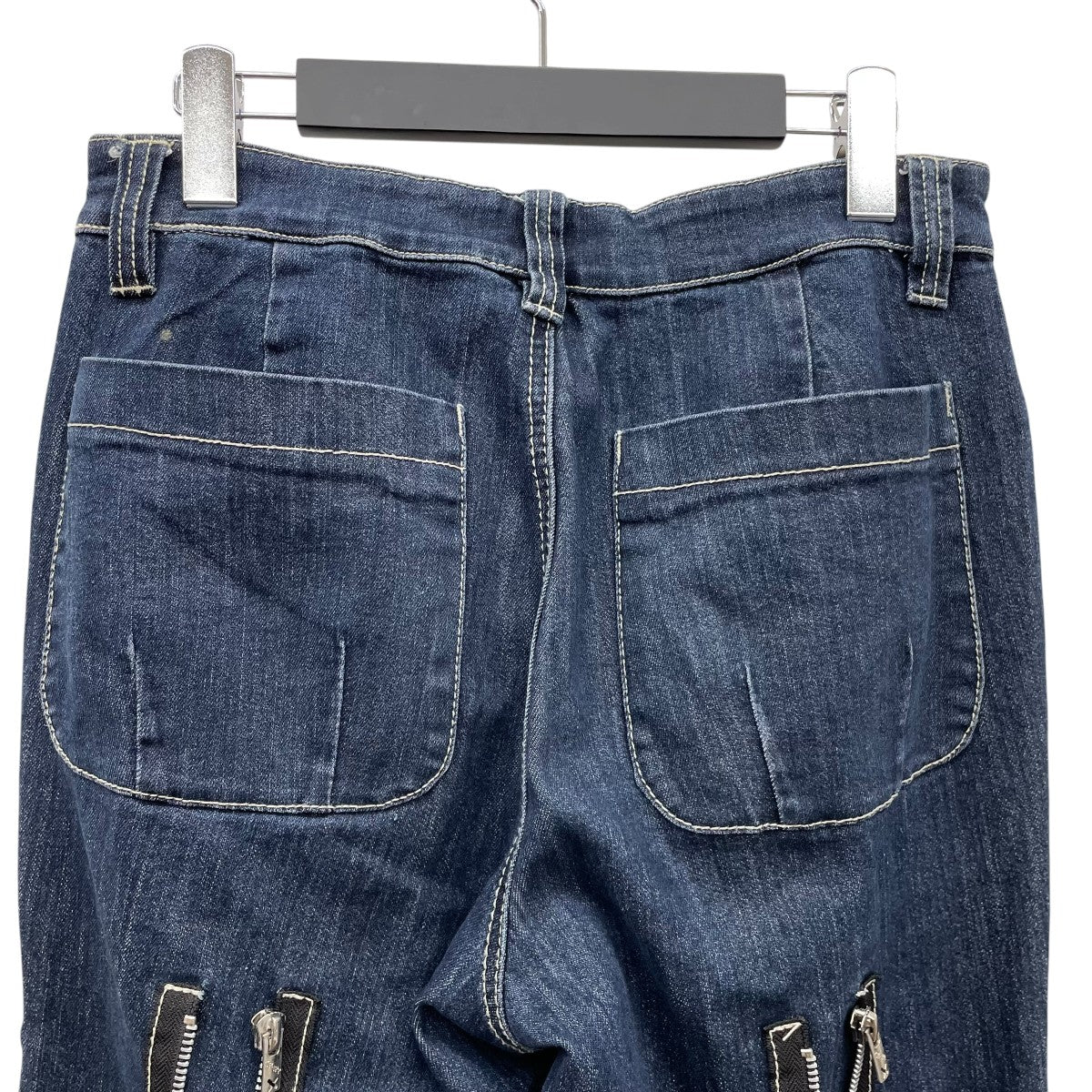 デニムパンツ