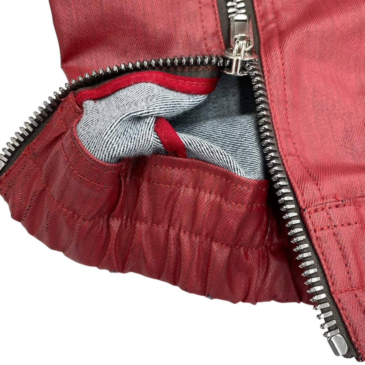 24SSBauhaus Cargo PantsパンツRU01D3377-SCT