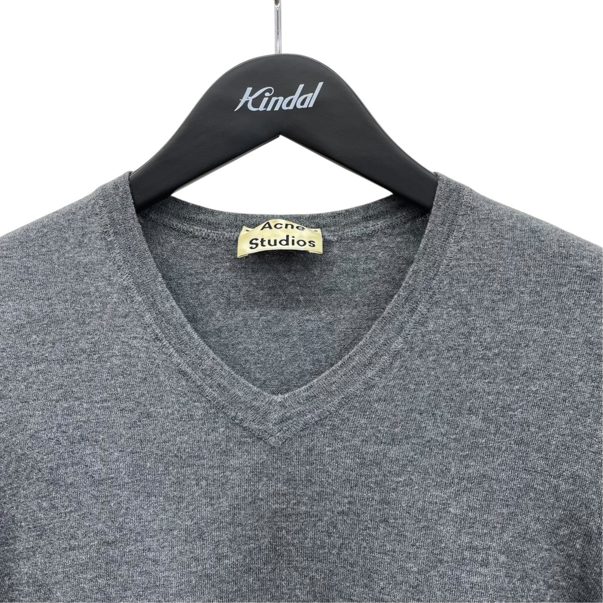 ACNE STUDIOS Vネックニット 古着・中古-3枚目のアイテム画像