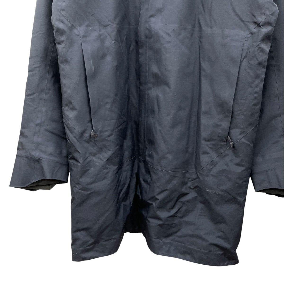 ARC'TERYX VEILANCE(アークテリクスヴェイランス) 中綿コート ネイビー