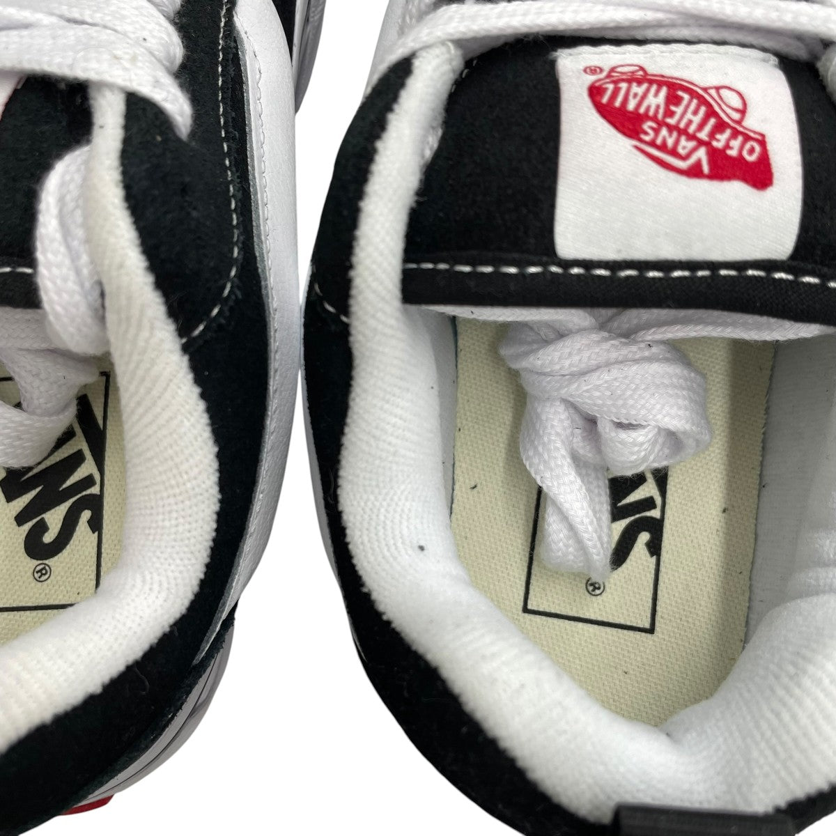VANS(バンズ) スニーカーVN0009QC6BT VN0009QC6BT ブラック サイズ 23