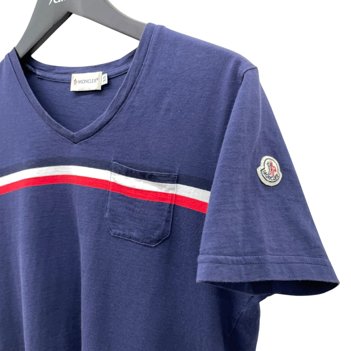 MONCLER VネックTシャツ510918100100 古着・中古-4枚目のアイテム画像