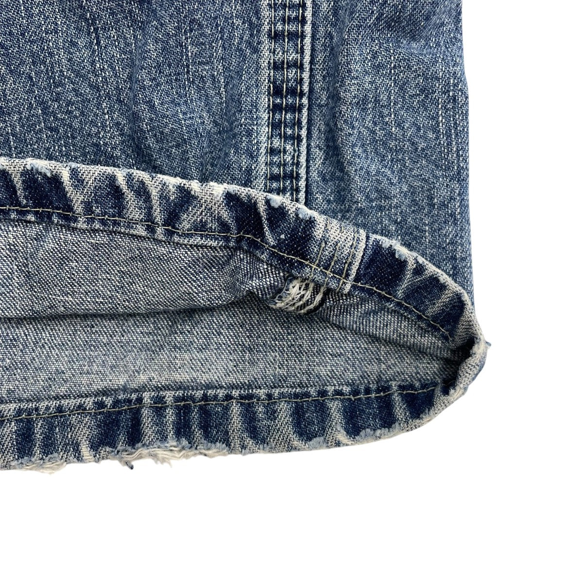 デニムパンツ