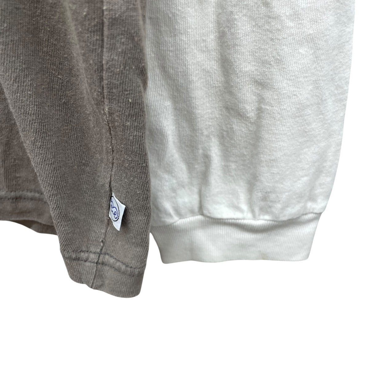 長袖Tシャツ