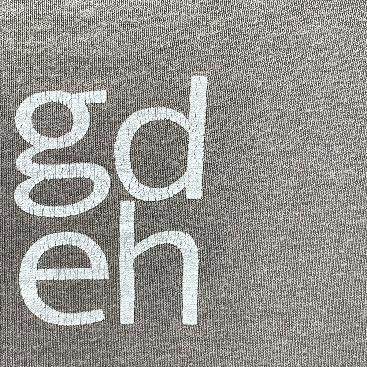 長袖Tシャツ